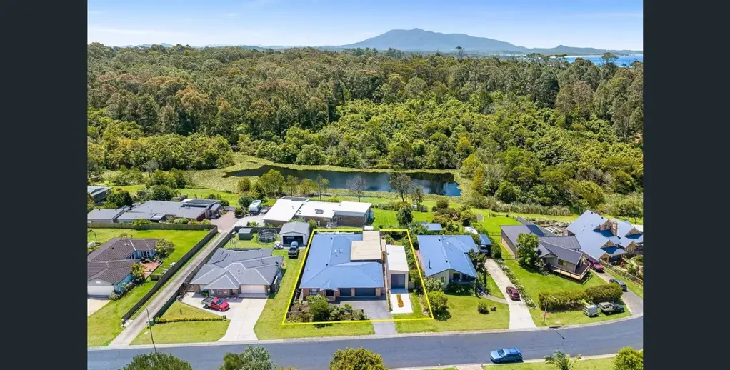 Bermagui 4ห้องนอน "TARCOOLA" Spacious Coastal Living in Bermagui