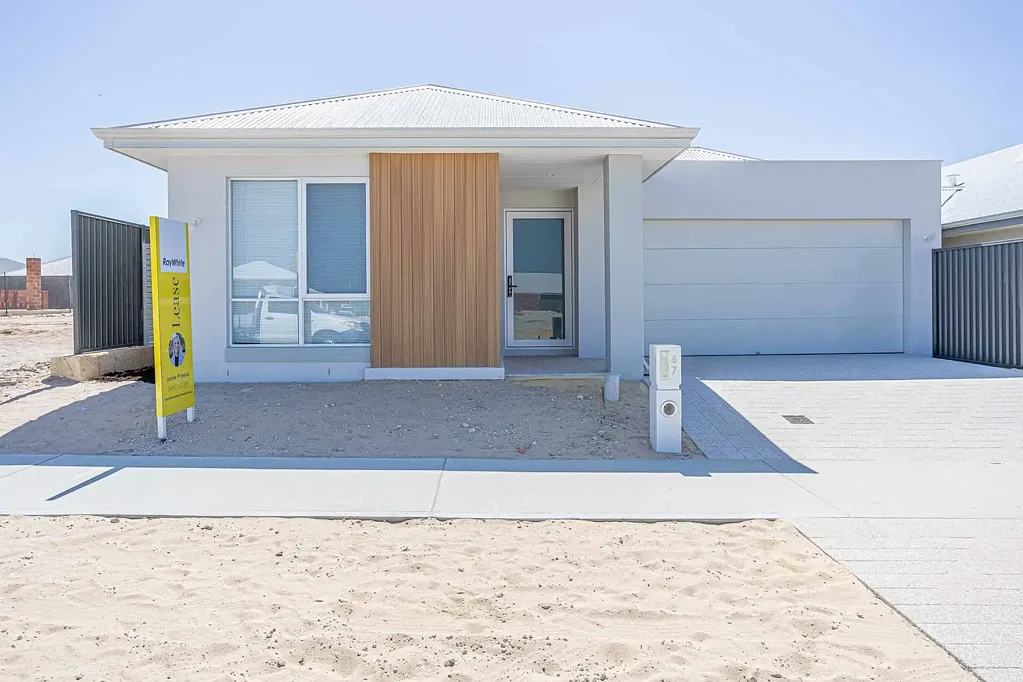 Anomia Road Royalty. The Ultimate Coastal Lifestyle Awaits You!