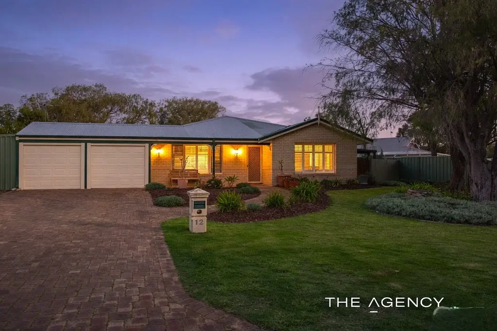 West Busselton 4Moenga Beautifully Presented Family Home with Bushland Outlook Home open 7/6/26 11.30 - 12.30pm