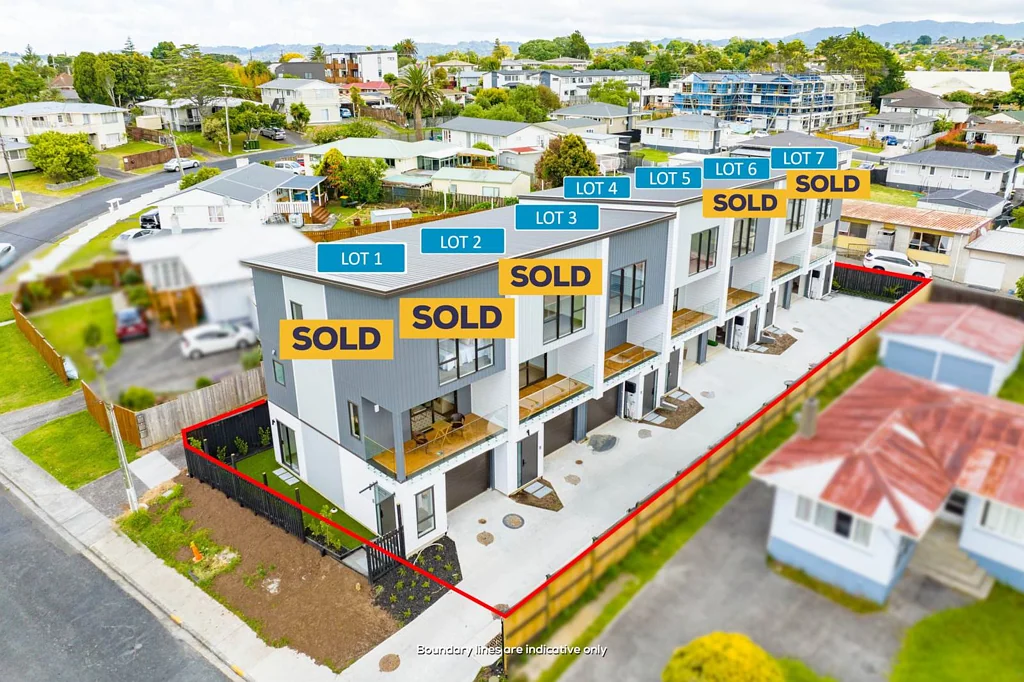 Henderson 3房  Last Two Available! Spacious and Ready to Move In!