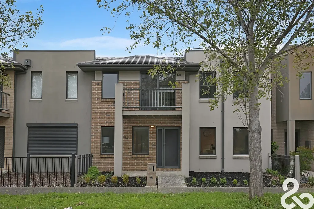 BEAUTIFUL HOME IN A PRIME LOCATION