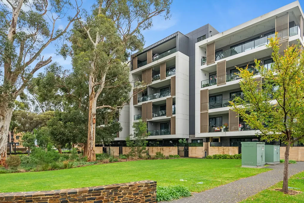 Modern Urban Living in the Heart of Glenside