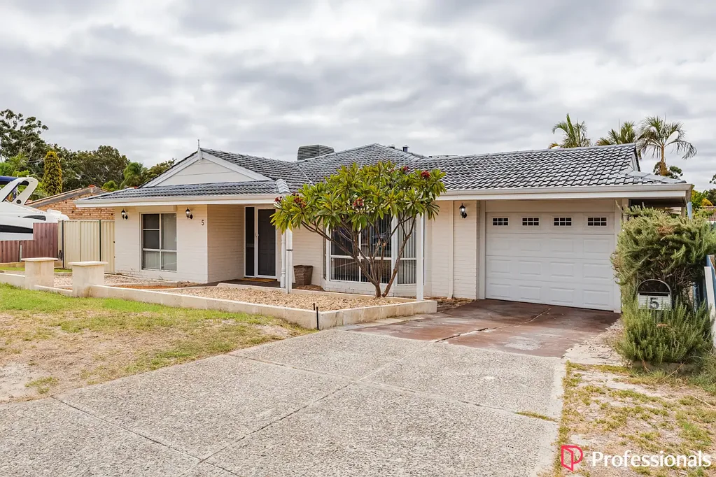 5 Coachwood Gardens, Ballajura, WA 6066