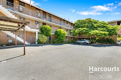 Highgate 1房  Inner-City Comfort with Private Outdoor Space