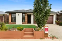 92 Anniversary Avenue, Wyndham Vale