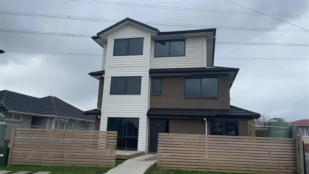 Mangere East, 4 bedrooms, 3.5bathrooms