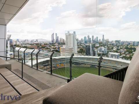 Fully Furnished Silk One Apartment