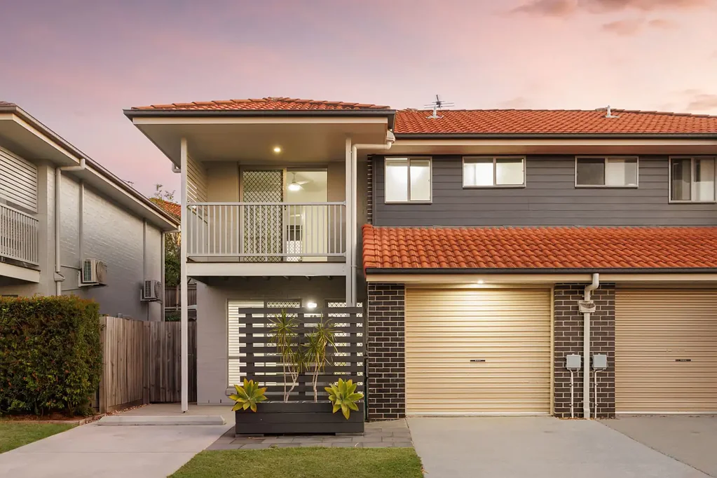 Goodna 3Phòng ngủ MODERN, LOW MAINTENANCE LIVING IN CONVENIENT LOCALE