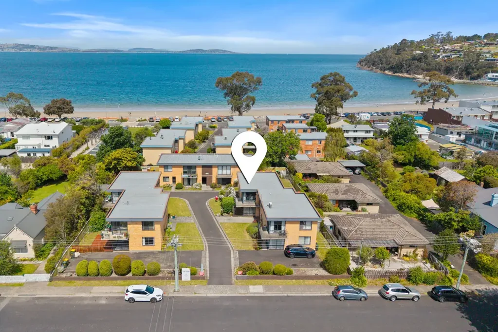 4/13 Windsor Street, Kingston Beach, TAS 7050