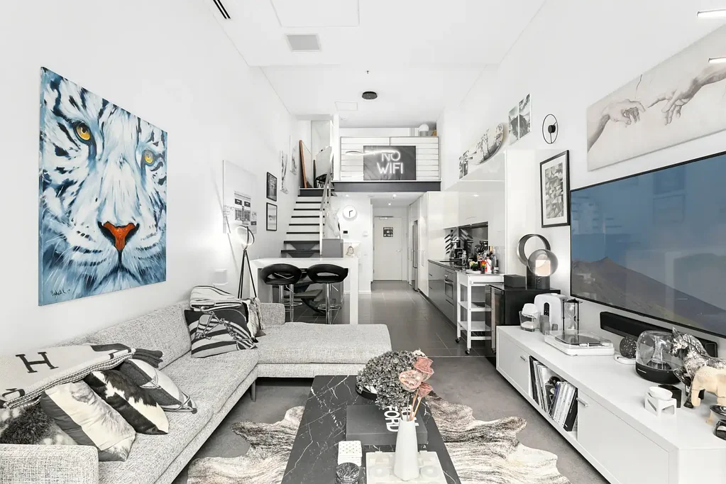 Fully Furnished Luxe Loft Style apartment in the IKON