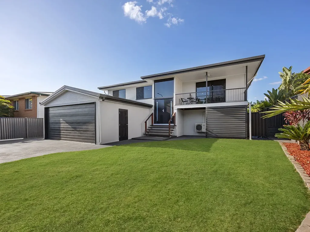 52 Reif Street, Flinders View, QLD 4305