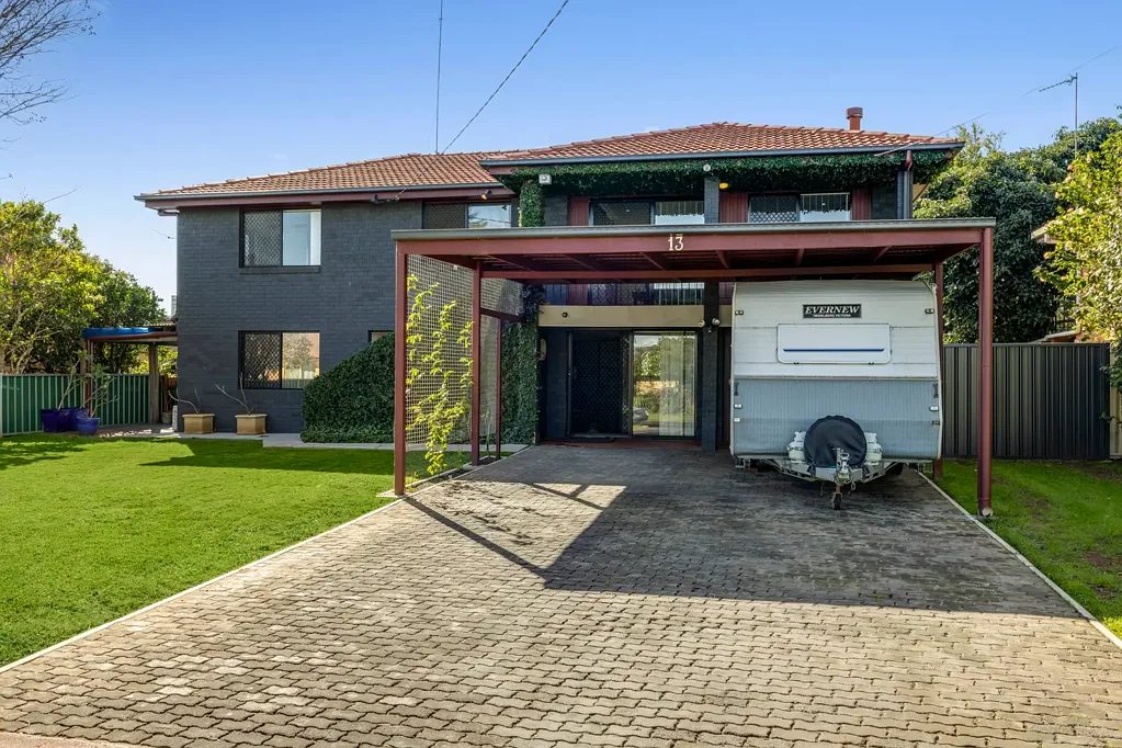 Harristown 3房  Under Contract by Amy Vallier with our rebranded agency Toowoomba Property First National