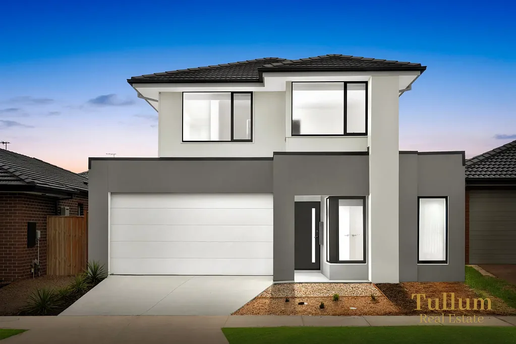 21 Nandewar Street, Clyde North, VIC 3978
