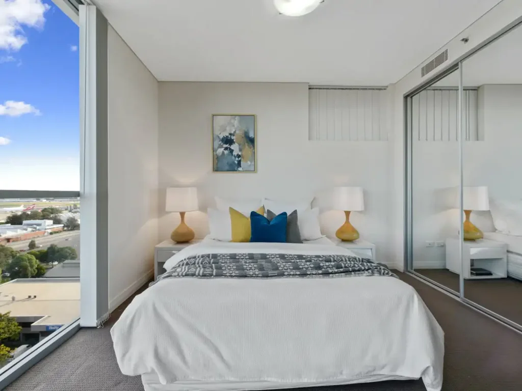 Location & View: Sparkling, Bright Home
