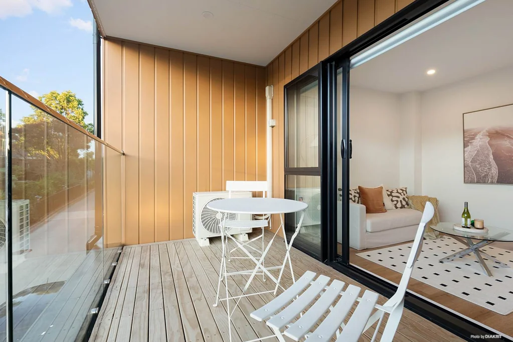 11/9 Schnapper Rock Road, Albany, North Shore City, Auckland