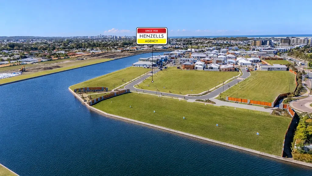 Pelican Waters CHANGE OF PLANS, A RARE OPPORTUNITY