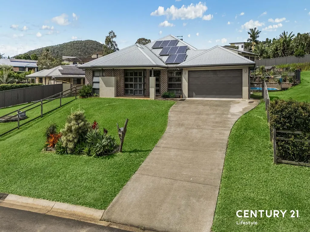 Beerwah 4બેડરૂમ Modern, Spacious Family Living on Over Half an Acre with Shed and Pool!