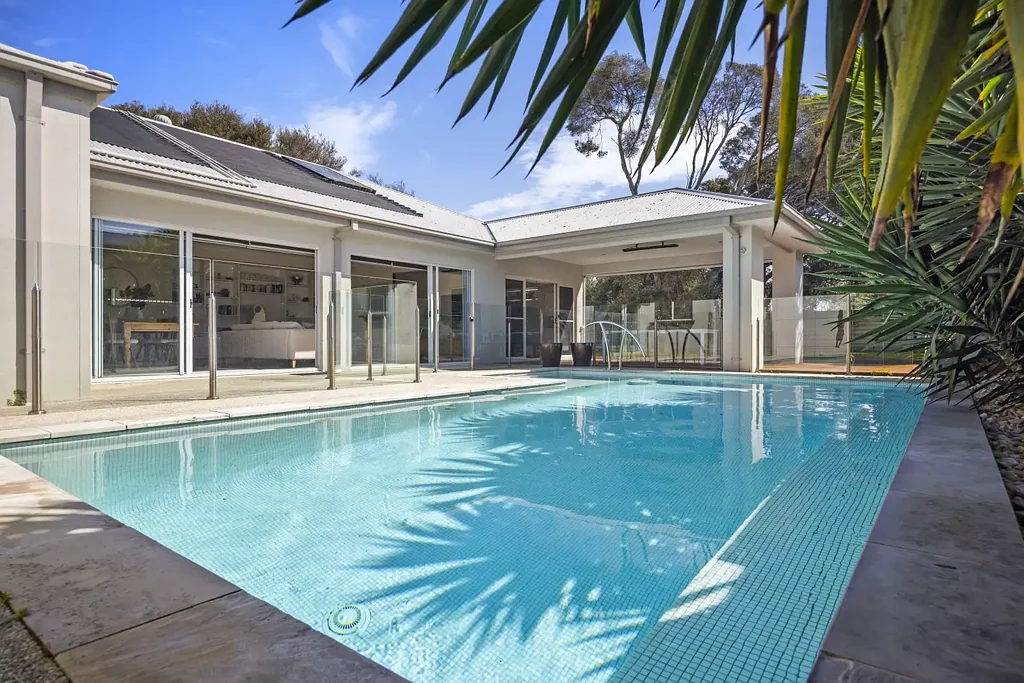 20 Centre Drive, Rye, VIC 3941