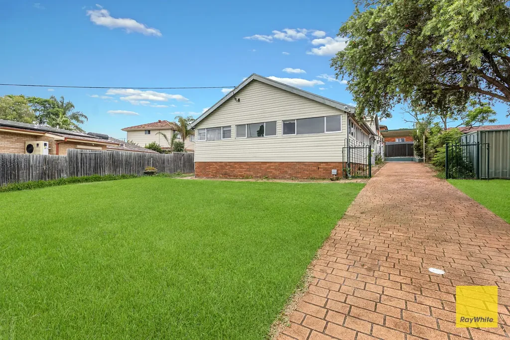 143 Cornelia Road, Seven Hills, NSW 2147