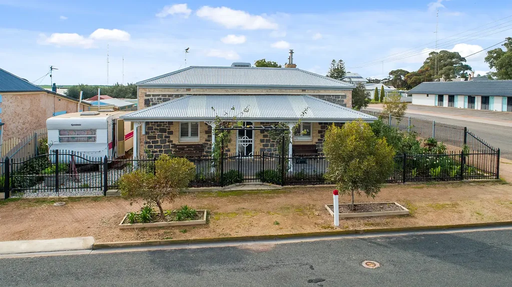 Wallaroo 3房  Charming Restored Stone Cottage With Seaviews