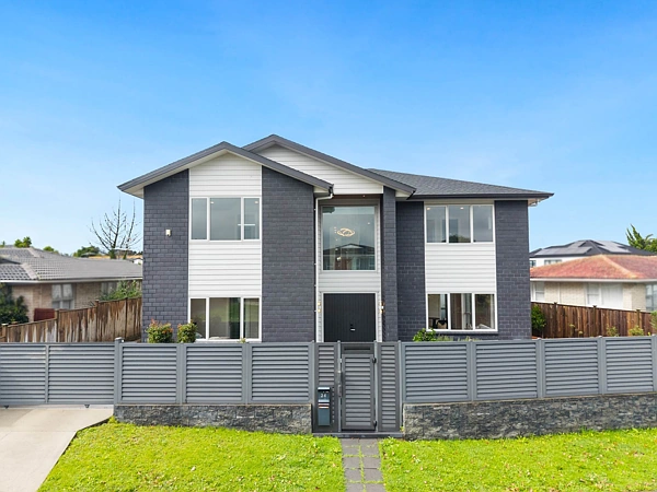 24 Priestley Drive, Bucklands Beach, Manukau City