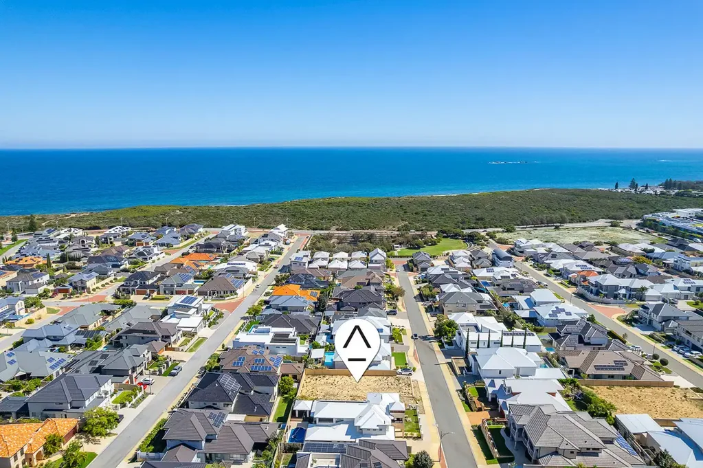 7 Tulum Approach, Iluka, WA 6028