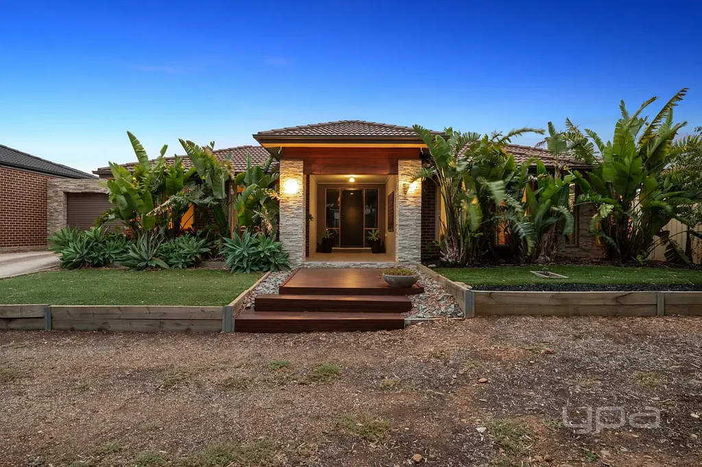 13 Conn Court, Darley, VIC 3340