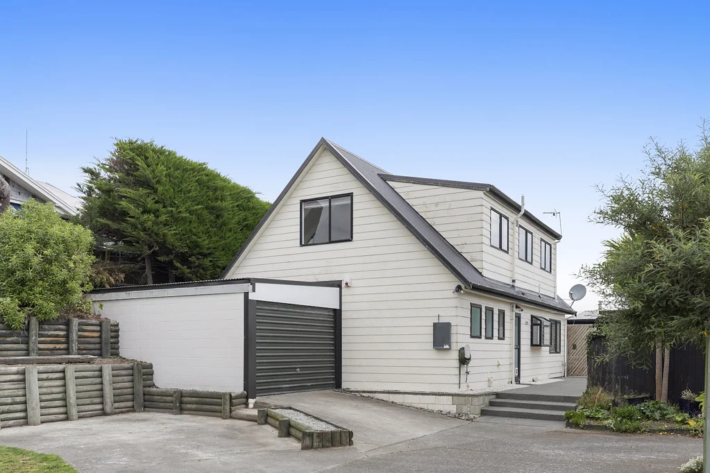 North New Brighton 4 Bedroom Bags Are Packed- Owners Are On The Move