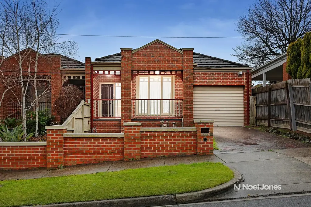 2 Inglis Street, Box Hill North, VIC 3129