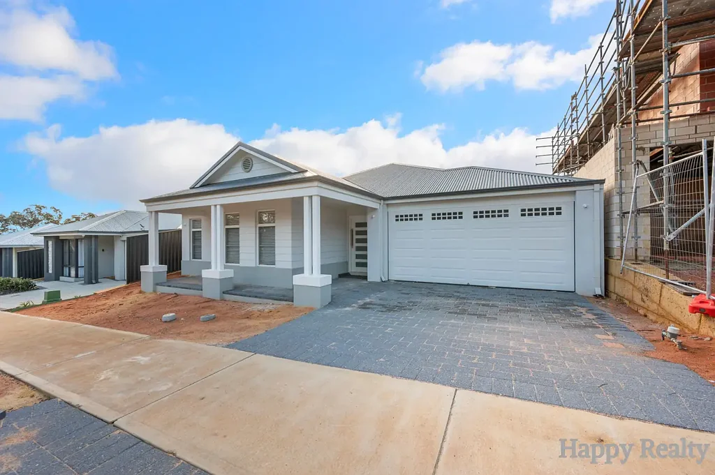 16 Roseneath Street, Bushmead, WA 6055