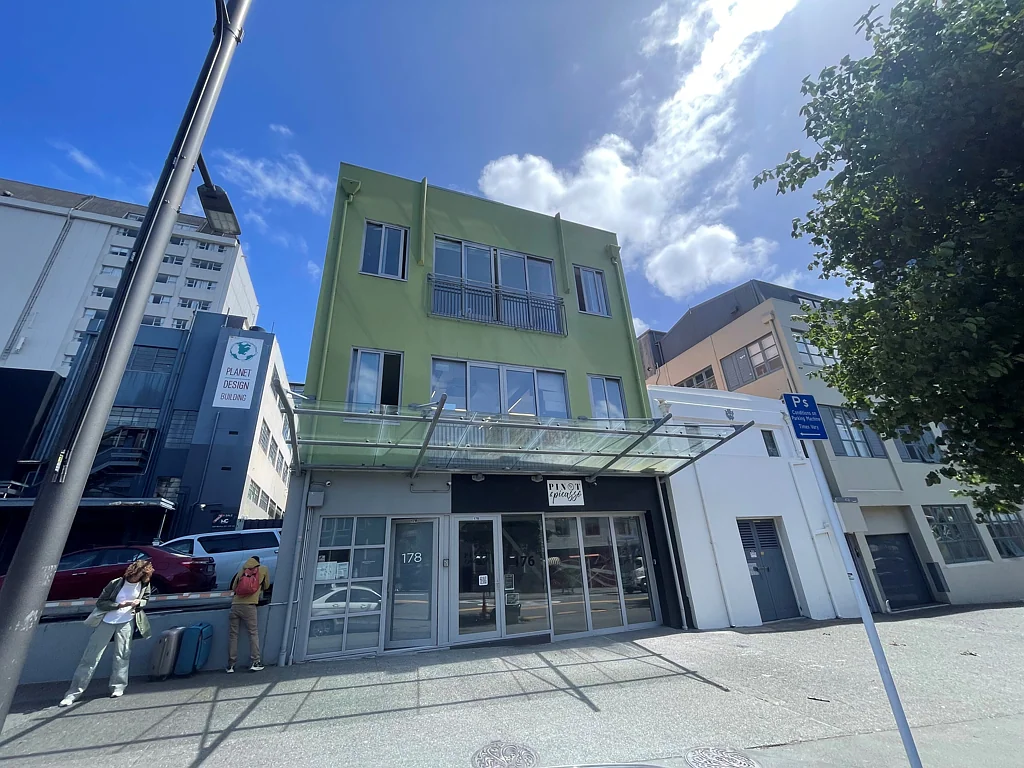 Te Aro Character Victoria St Office - Make it your own