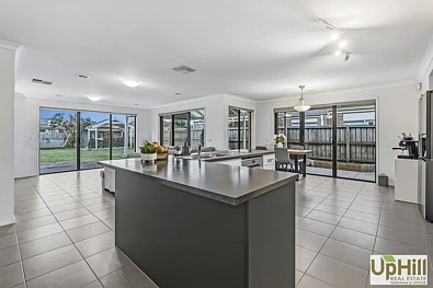 106 Webster Way, Pakenham, VIC 3810, 3 slaapkamers, 2 badkamers, House