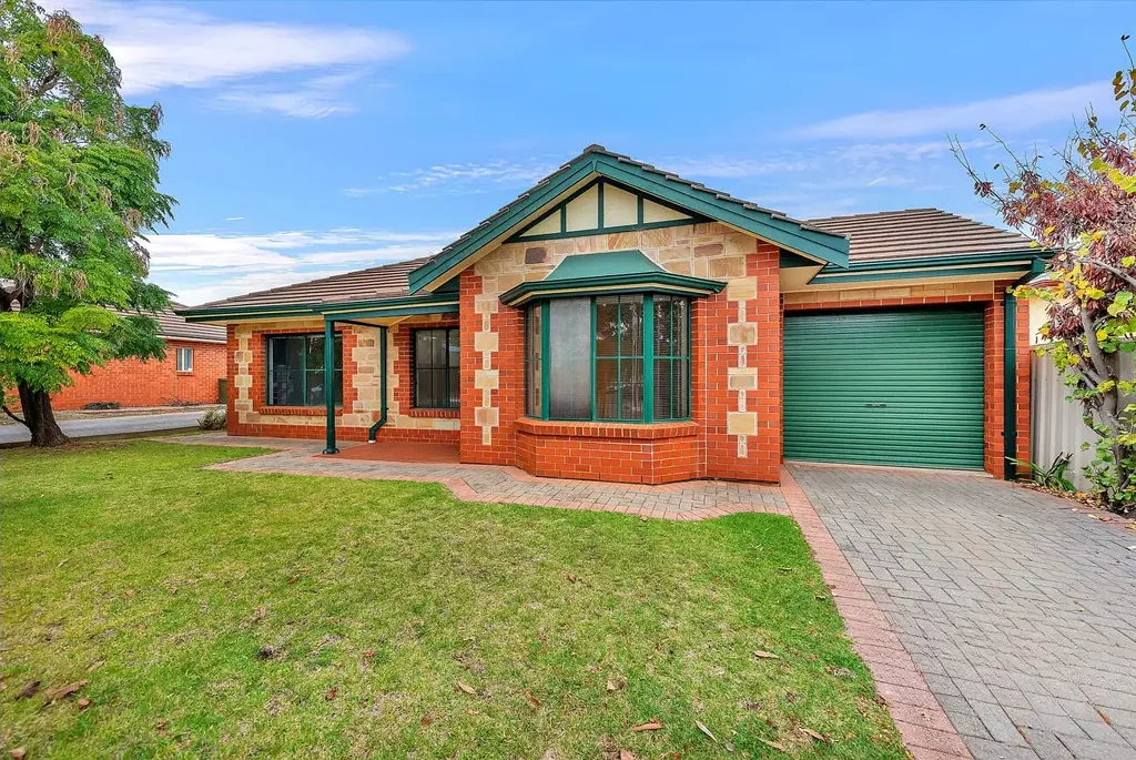 Charming 3-Bedroom Home with Modern Features in Firle
