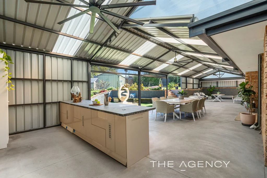 8 Nolan Place, Beldon, WA 6027