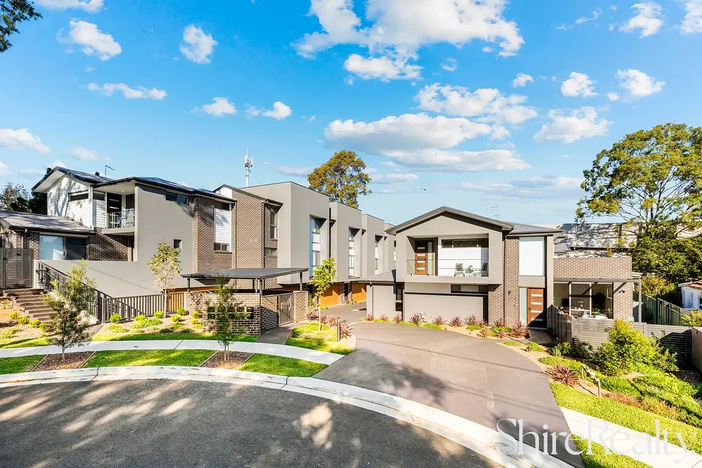 Baulkham Hills 3 Bedroom Luxurious Townhouse