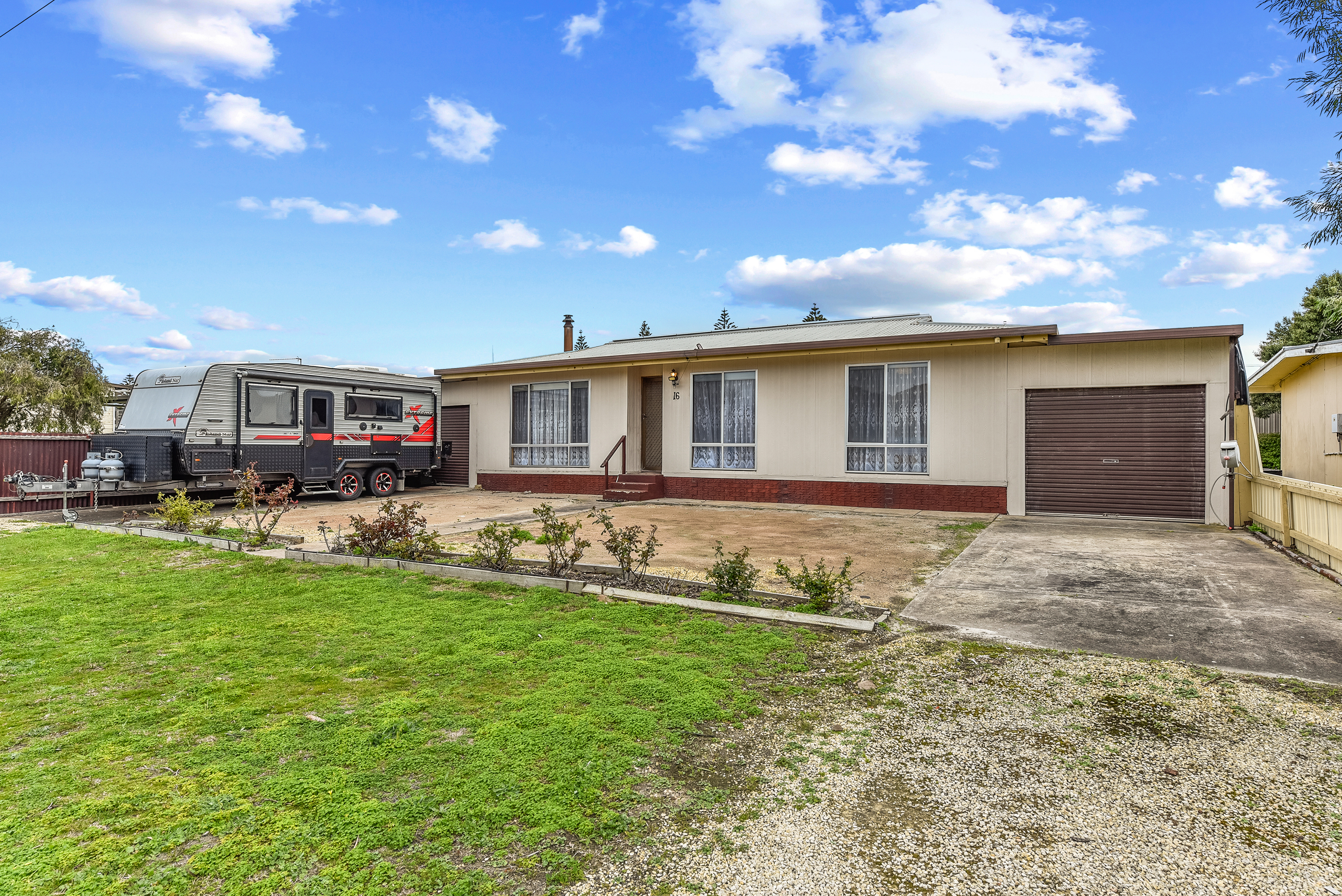 16 SEAVIEW DR, PINKS BEACH SA 5275, 0 Schlafzimmer, 0 Badezimmer, House