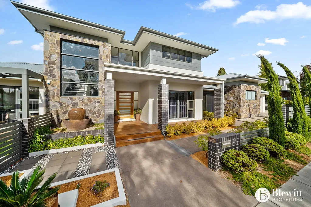 1 Rockley Parade, Googong, NSW 2620
