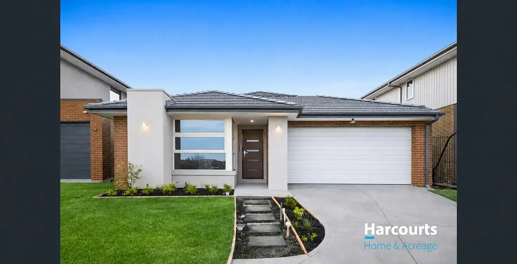 Spacious Family Home in a Sought-After Clyde North Location!