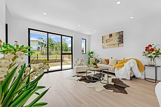 2B Wynn Place, Howick, Manukau City