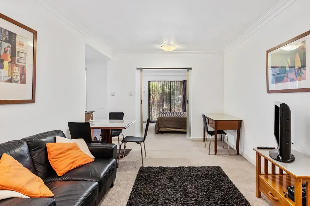 206/112 Mounts Bay Road, Perth, WA 6000