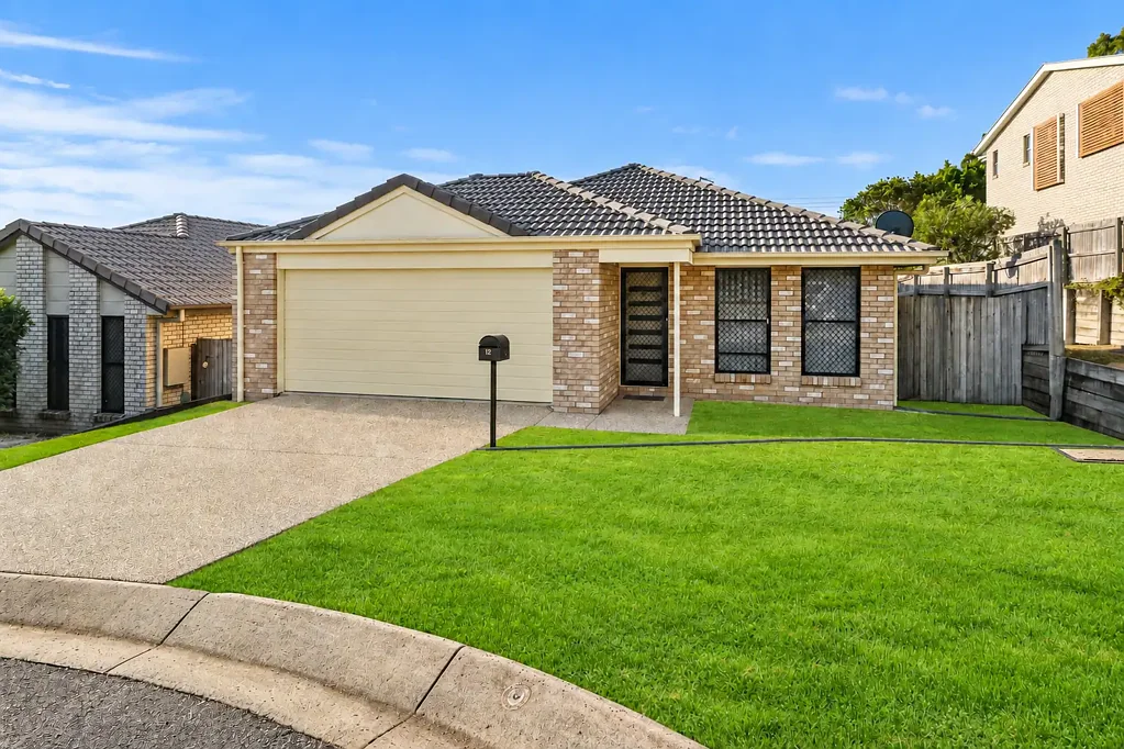 Richlands 4Kwarto Spacious Family Living in a Walk-to-Everything Location