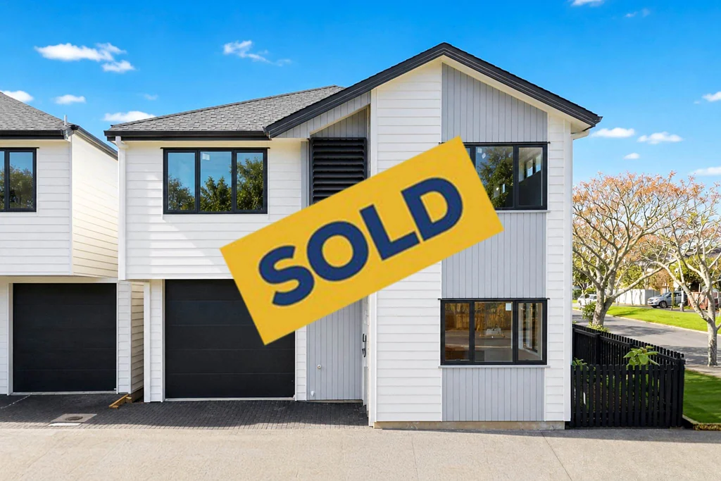 Henderson 4 Bedroom Superb Location – Four Brand New Homes Await!