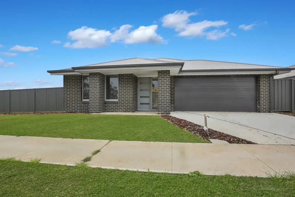 19 Jessie Way, Longwarry, VIC 3816