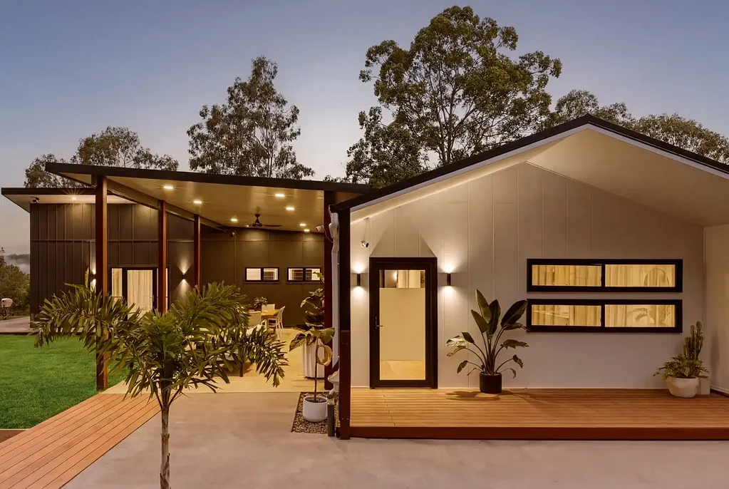 Diamond Valley 3ਬੈੱਡਰੂਮ Contemporary Hinterland Living at Its Finest, Elevated Valley Views Included