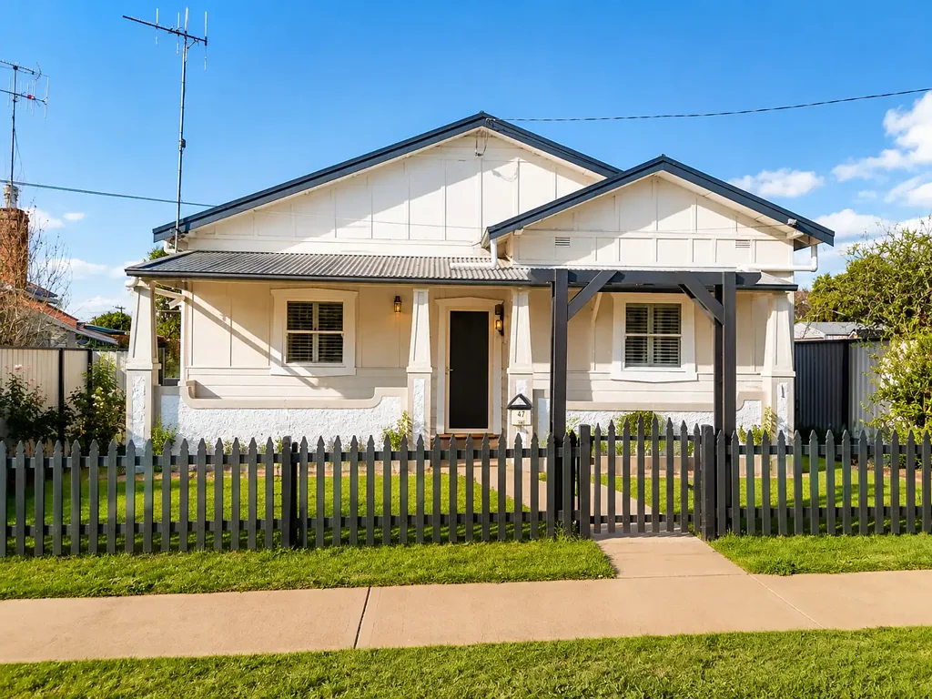 In Town, Fully Fenced & Complete with Shed and Rear Access