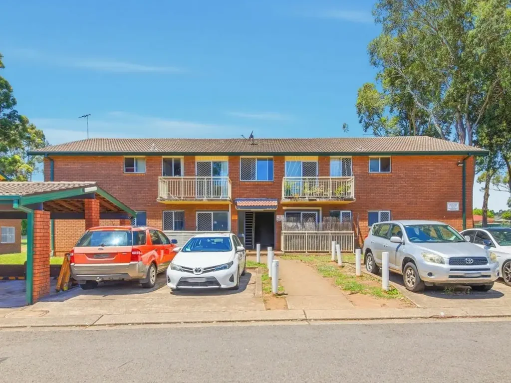 Two Bed Unit in Minto