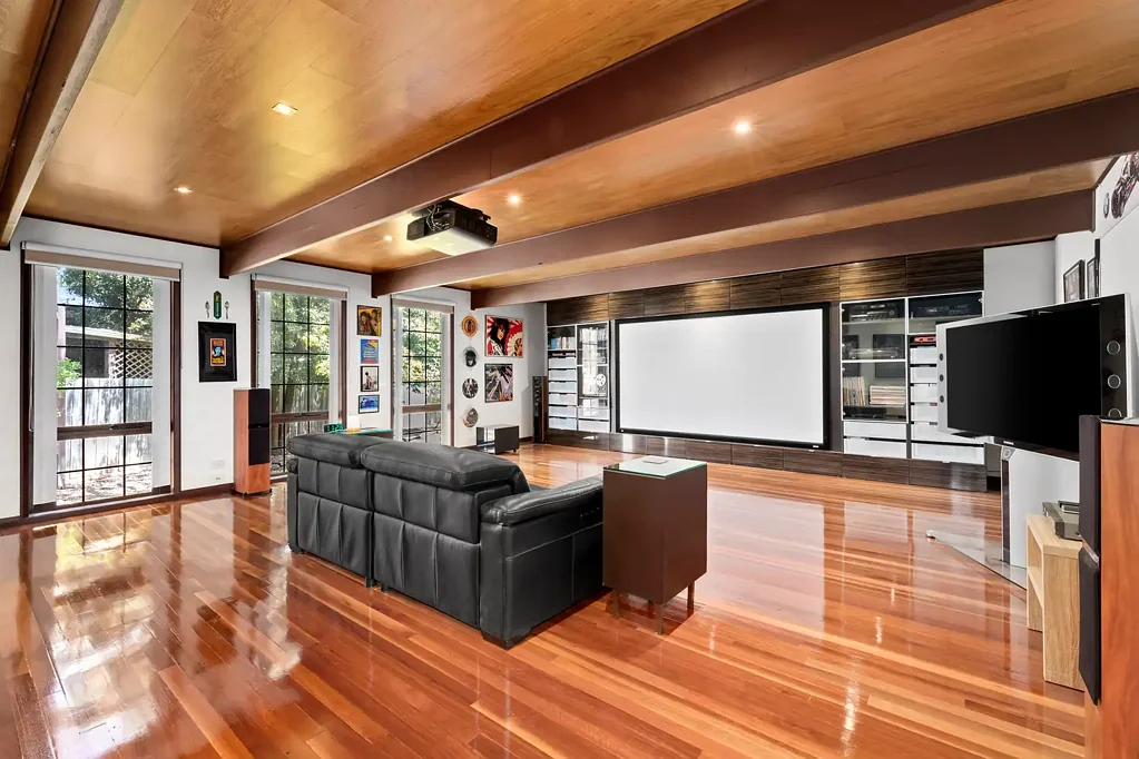 Croydon 3침실 Modernised Mid-Century Masterpiece