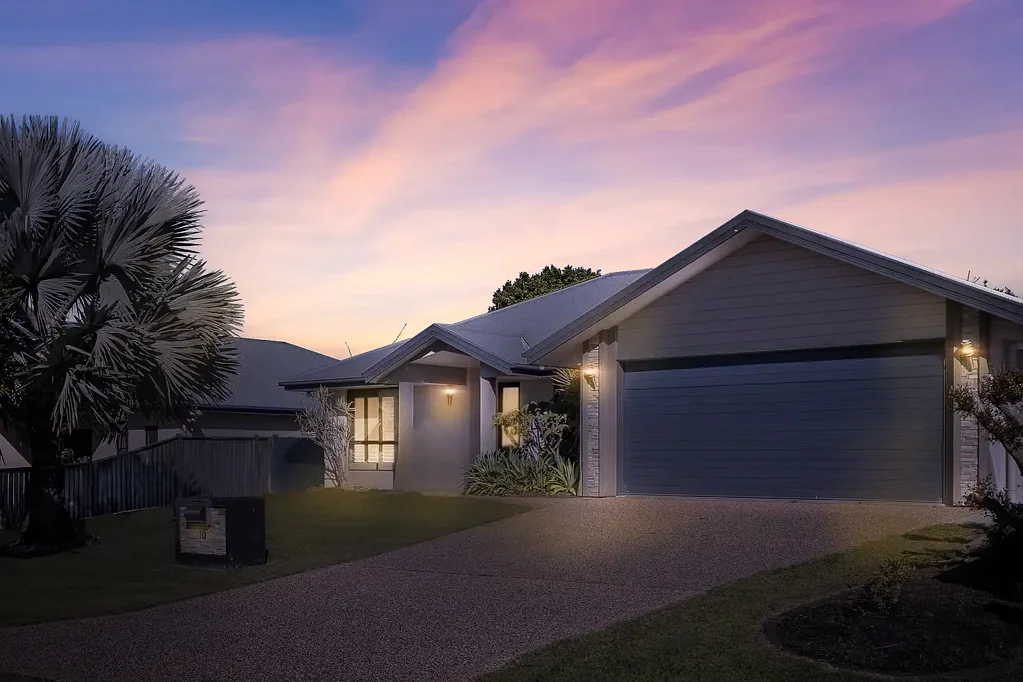 10 Bay Breeze Close, Wondunna, QLD 4655