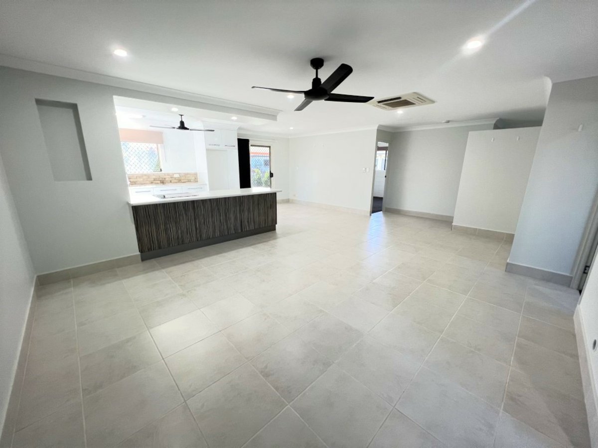 184 QUEENS RD, BOWEN QLD 4805, 0 habitaciones, 0 baños, House