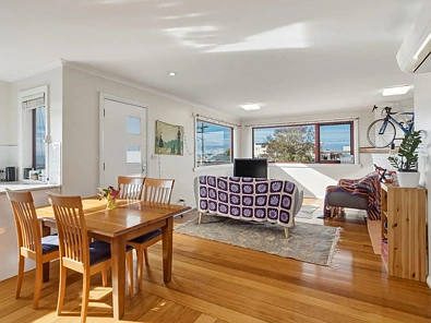8 Queen Street, Burnie, TAS 7320, 2 slaapkamers, 2 badkamers, Unit